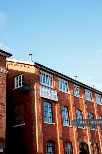 3 Bedroom Penthouse To Rent In The Spires, Canterbury, CT2