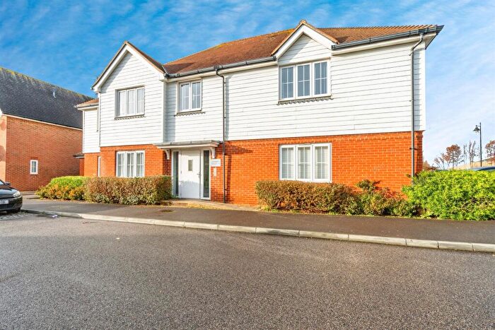 1 Bedroom Apartment For Sale In Kelmscott Way, Bognor Regis, PO21