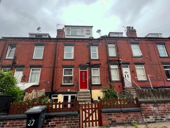 2 Bedroom Terraced House To Rent In Primrose Lane, Leeds, West Yorkshire, LS11
