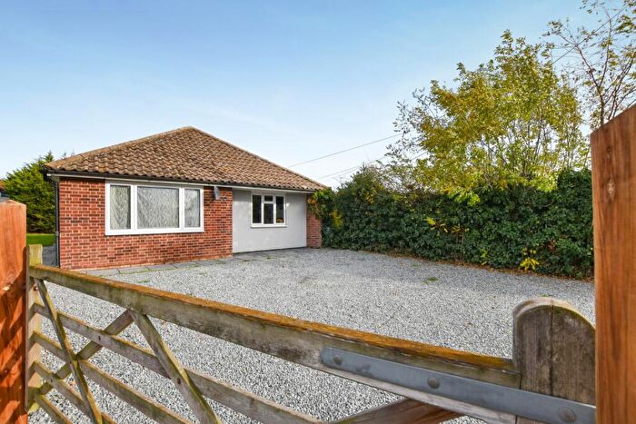 3 Bedroom Detached Bungalow For Sale In Stock Chase, Heybridge, Maldon, CM9