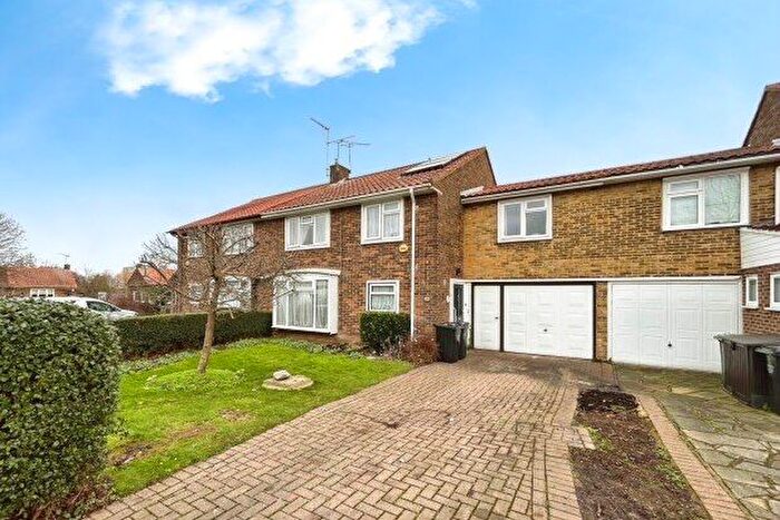 4 Bedroom Semi-Detached House To Rent In Clay Hill Road, Basildon, SS16