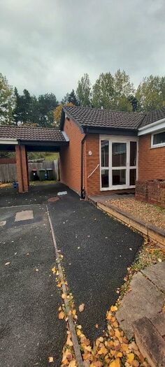 1 Bedroom Bungalow To Rent In Dinchope Drive, Telford, Shropshire TF3