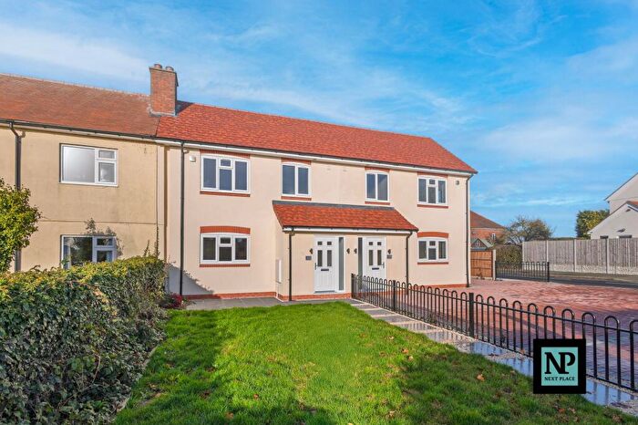 3 Bedroom Semi-Detached House To Rent In Austrey Lane, Newton Regis, B79