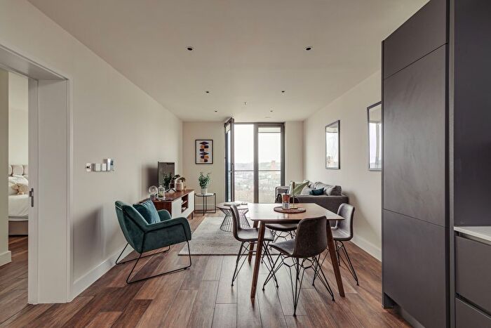 1 Bedroom Flat To Rent In Mallow Walk, Greenwich, SE8