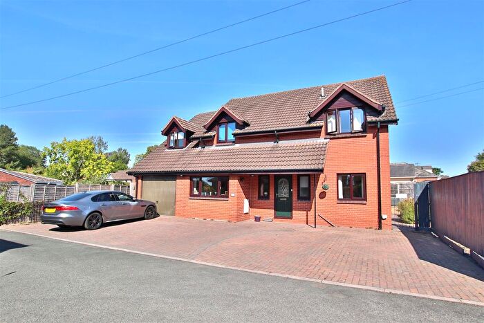 5 Bedroom Property For Sale In Wheatfield Avenue, Worcester, WR5