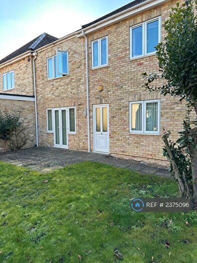 2 Bedroom Flat To Rent In Chesterton, Cambridge, CB4