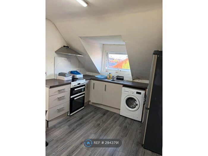 1 Bedroom Flat To Rent In St Saviours Road, Leicester, LE5