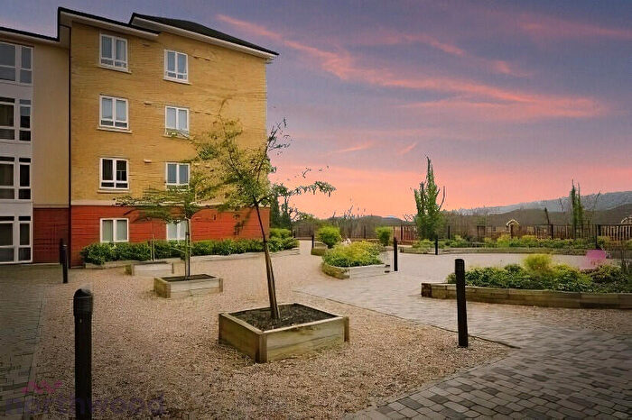 2 Bedroom Flat For Sale In Tadros Court, High Wycombe, HP13