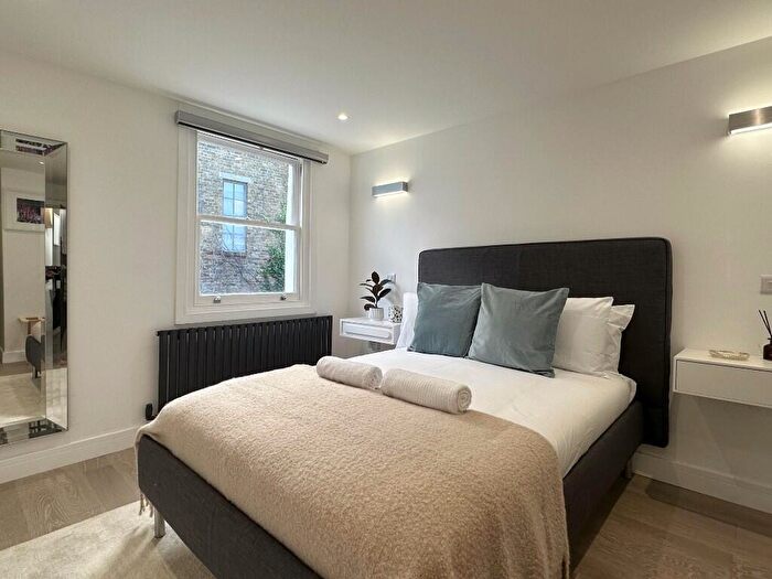 2 Bedroom Flat To Rent In Harley Road, London, NW10