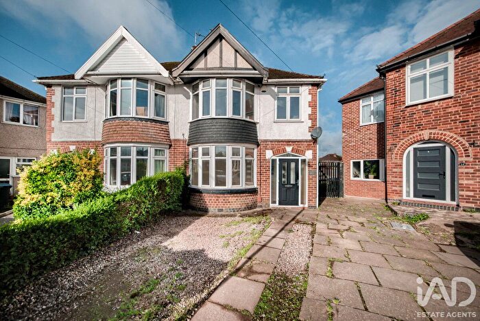 3 Bedroom Semi Detached House For Sale In The Countess Croft, Coventry, CV3