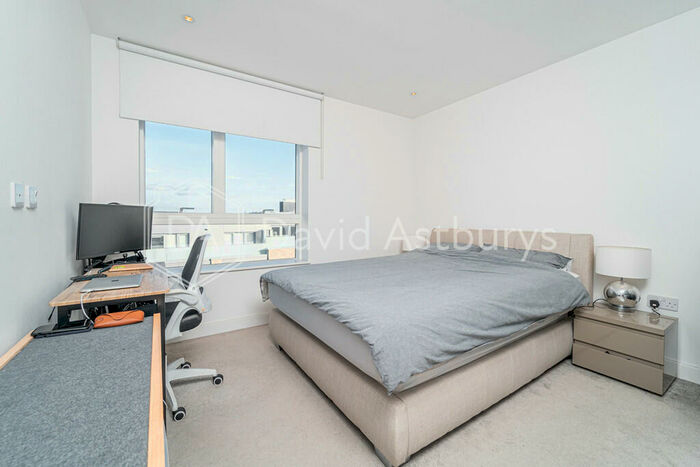 2 Bedroom Apartment To Rent In High Street, Hornsey, London, N8
