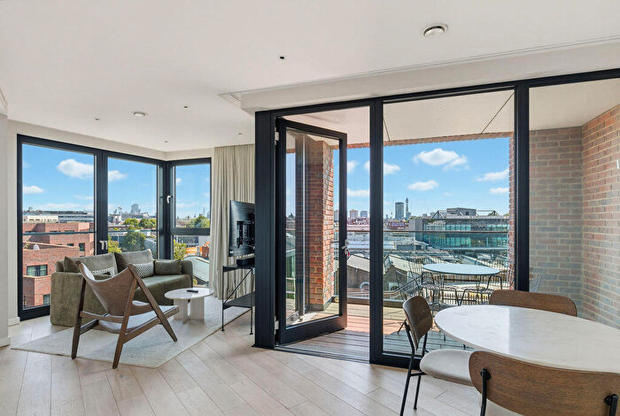 2 Bedroom Flat To Rent In Water Lane, London, NW1