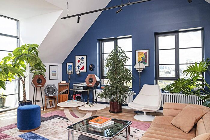 2 Bedroom Flat For Sale In Goodluck Hope, Canary Wharf, E14