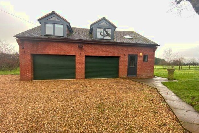 1 Bedroom Flat To Rent In Bulls Lane, Sutton Coldfield, B76