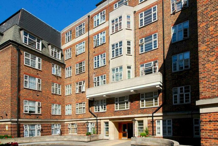 2 Bedroom Flat To Rent In College Crescent, Swiss Cottage, London, NW3