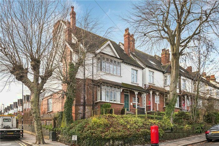 1 Bedroom Flat To Rent In St. Augustines Avenue, South Croydon, CR2