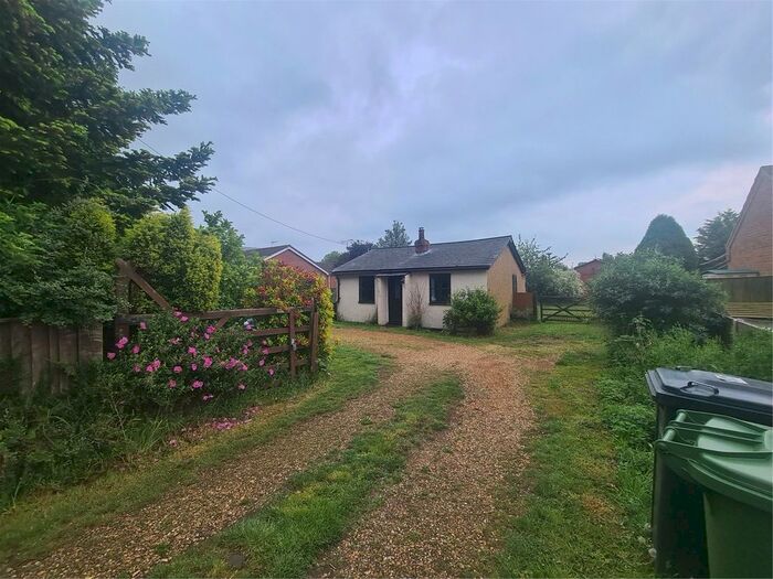 2 Bedroom Bungalow For Sale In The Drove, Barroway Drove, Downham Market, PE38