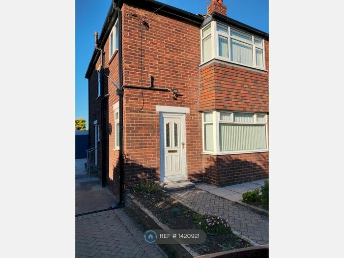 3 Bedroom Semi-Detached House To Rent In Alden Crescent, Pontefract, WF8
