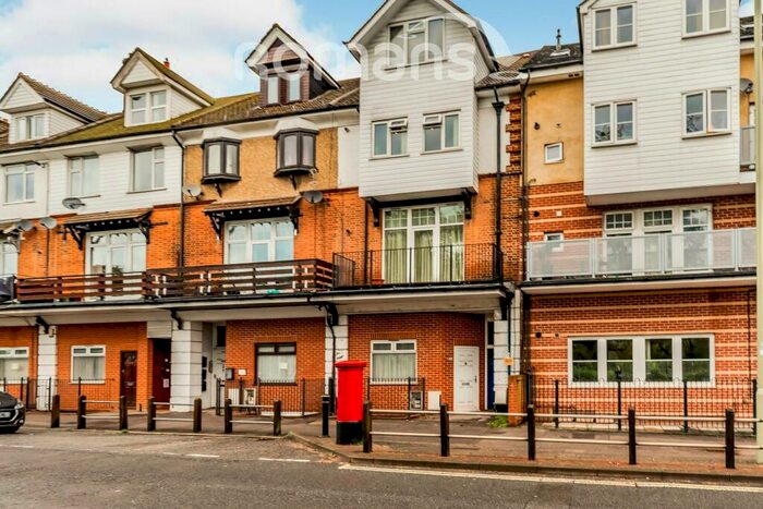 1 Bedroom Apartment To Rent In Lynchford Road, GU14