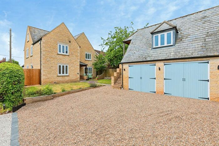 6 Bedroom Detached House For Sale In Cross Lane, Aldwincle, Kettering, NN14