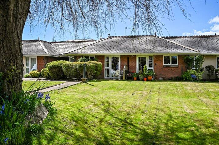 1 Bedroom Retirement Property For Sale In Barrack Lane, Bognor Regis, PO21