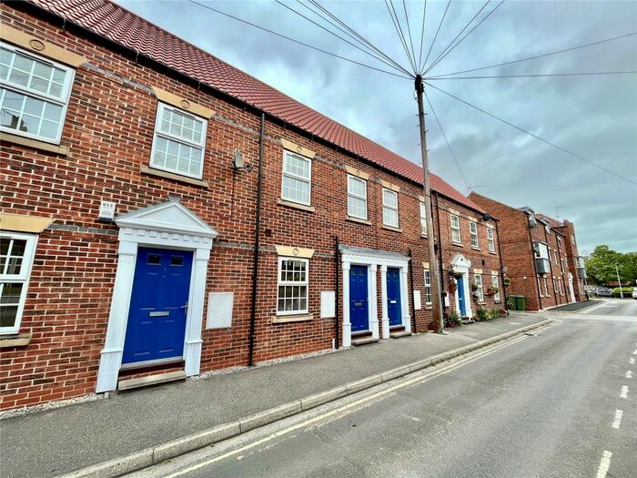 2 Bedroom Flat To Rent In Wilbert Place, Beverley, East Riding Of Yorkshire, Uk, HU17