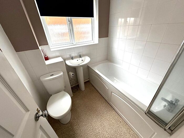2 Bedroom End Of Terrace House To Rent In Gifford Road, Stratton, Swindon, SN3