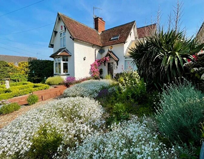 4 Bedroom Detached House For Sale In Clophill Road, Maulden, MK45