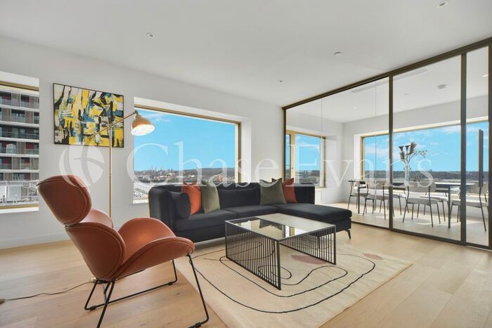 3 Bedroom Flat To Rent In Deaston Building, Riverscape, Royal Wharf, E16