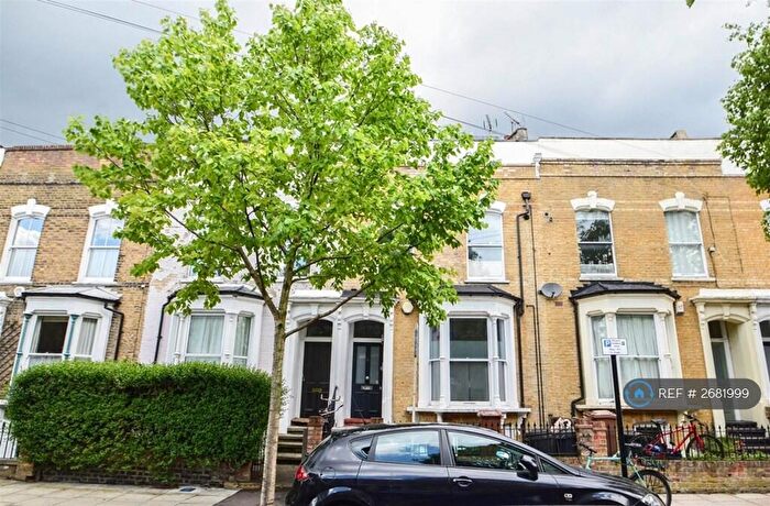 1 Bedroom Flat To Rent In Narford Road, London, E5
