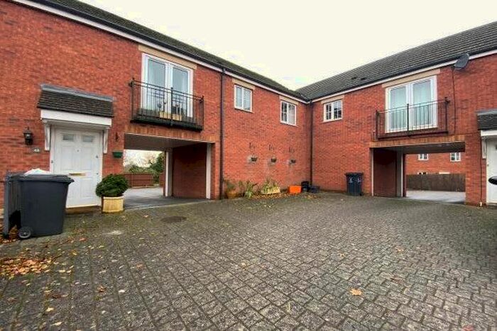 2 Bedroom Property To Rent In Thresher Drive, Swindon, SN25
