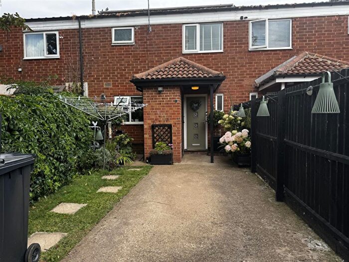 3 Bedroom Terraced House For Sale In Eskdale, Hemlington, Middlesbrough, TS8
