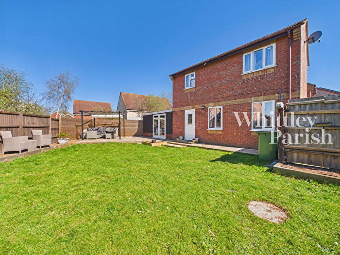 2 Bedroom End Of Terrace House For Sale In Merryweather Close, Long Stratton, Norwich, NR15