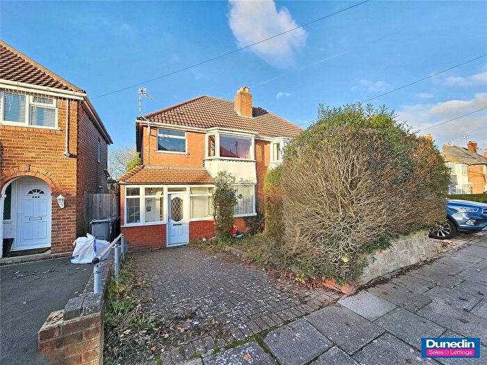 3 Bedroom Semi Detached House For Sale In Green Acres Road, Kings Norton, Birmingham, B38