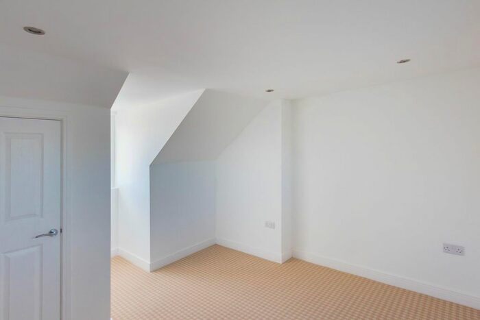 1 Bedroom Flat To Rent In Marlborough Mews, Alcester Road, Studley, B80