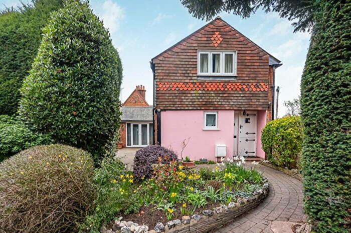 2 Bedroom Detached House For Sale In Thames Street, Sonning, Reading, Berkshire, RG4