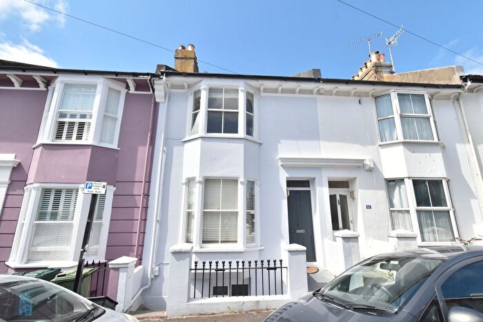 3 Bedroom Semi-Detached House To Rent In Hanover Terrace, Brighton, BN2
