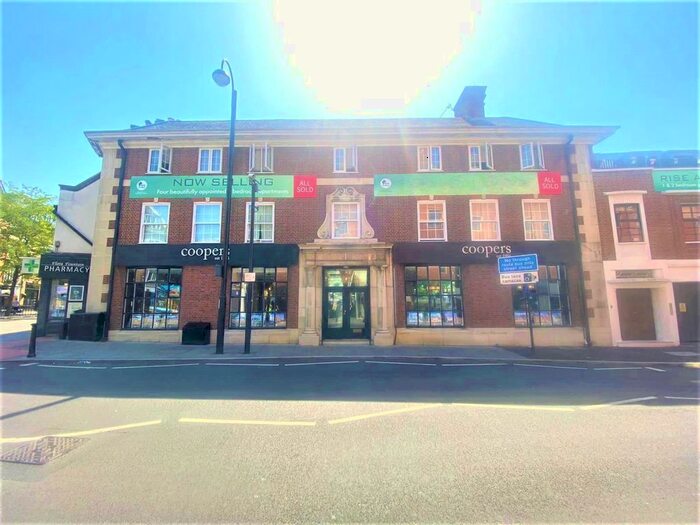 1 Bedroom Flat To Rent In Vine Street, Uxbridge, UB8