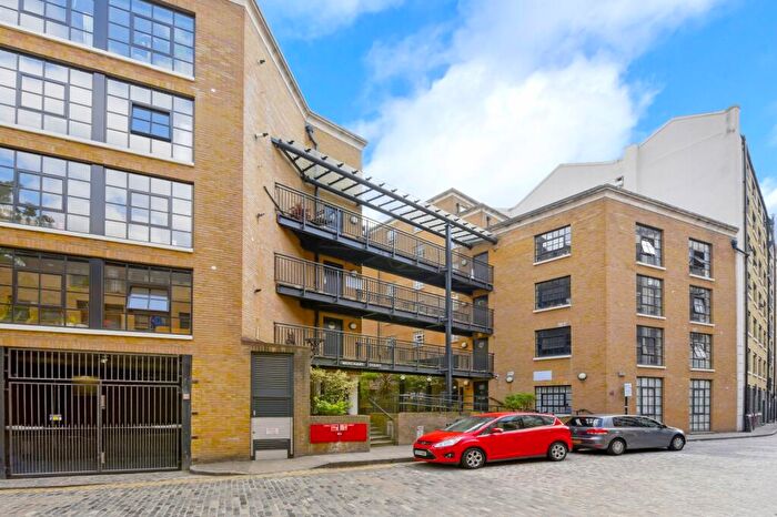 2 Bedroom Flat For Sale In Wapping Wall, Wapping, E1W