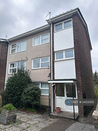 2 Bedroom Flat To Rent In Cefn Coed Avenue, Cardiff, CF23