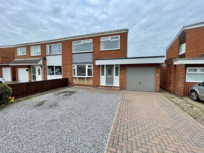 3 Bedroom Semi-Detached House For Sale In The Oaklands, Middleton One Row, Darlington, DL2