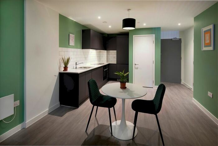 1 Bedroom Flat To Rent In Talbot Road, Old Trafford, Manchester, M16