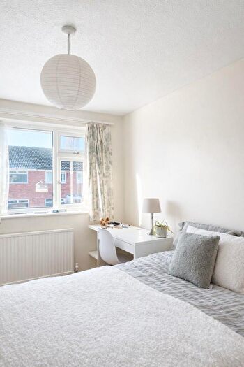 5 Bedroom House Of Multiple Occupation To Rent In Swenson Avenue, Nottingham, NG7