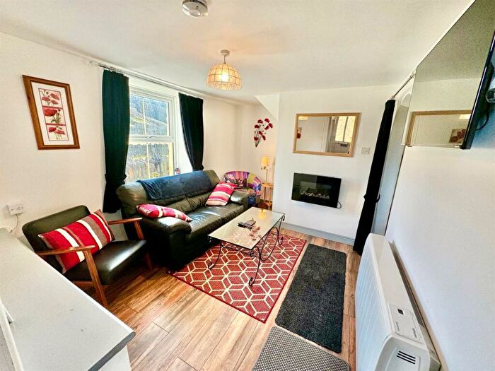 2 Bedroom Semi-Detached House For Sale In Dolwyddelan, LL25