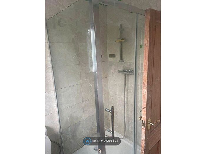 1 Bedroom Flat To Rent In Cranleigh Road, Feltham, TW13