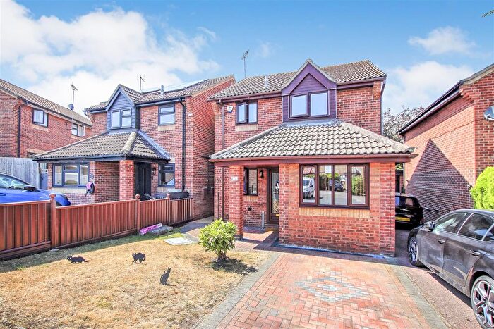 3 Bedroom Detached House For Sale In Watermead, Bar Hill, Cambridge, CB23