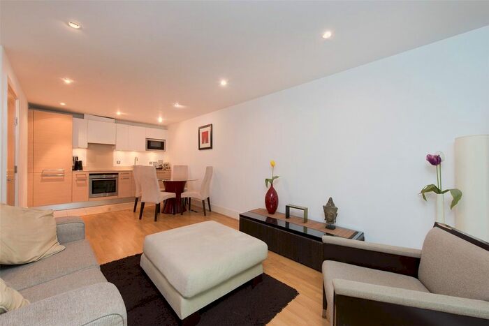 1 Bedroom Flat To Rent In Kestrel House, St. George Wharf, London, SW8