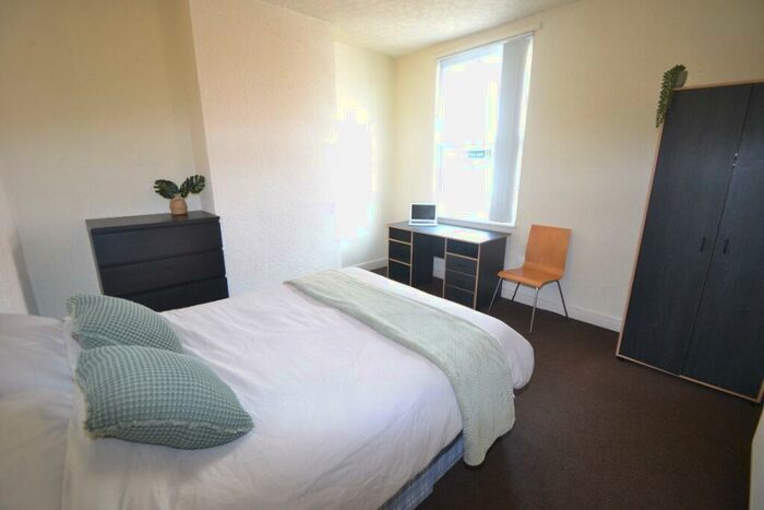 3 Bedroom Detached House To Rent In Cloister Street, Dunkirk, Nottingham, NG7