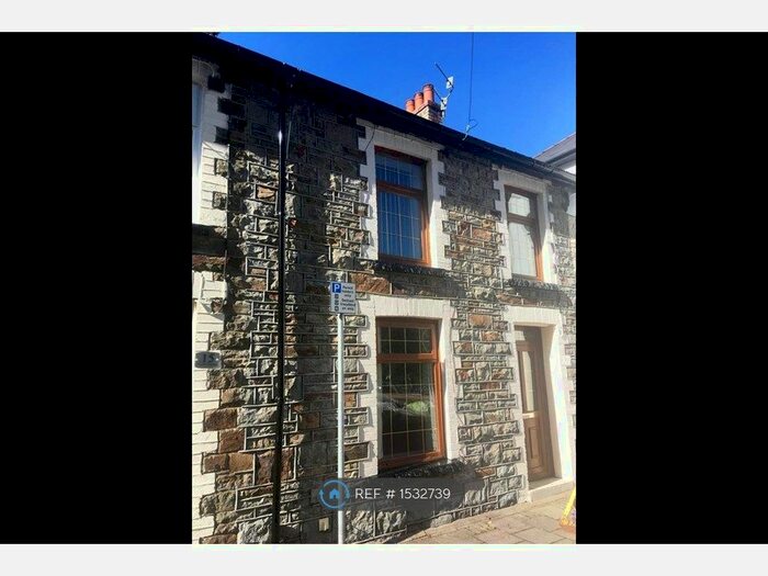 3 Bedroom Terraced House To Rent In Pencai Terrace, Treorchy, CF42