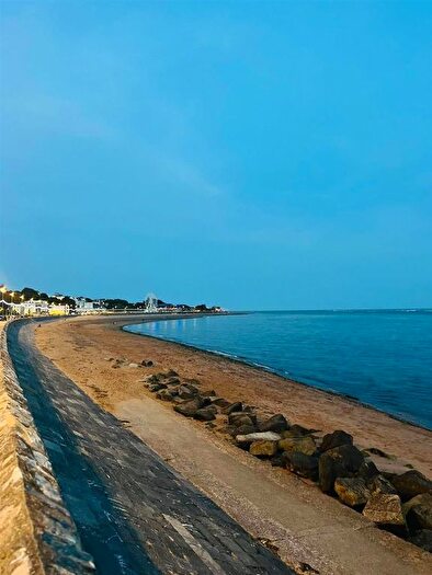 3 Bedroom Hotel For Sale In Gorse Hill, Devon Cliffs, EX8